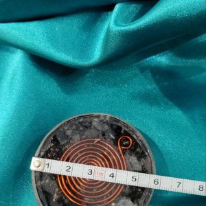 Inspiracija, životna sila i harmonija. Lični/prostorni medaljon sa mandalom i karneolom, 5,5 cm