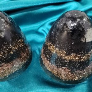 Kupa sa više crnog turmalina i gorskog kristala, 8x8cm