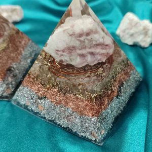 Seksualnost, kreativnost, jetra, nervni sistem. Piramida sa Rubelitom 8×8 cm, 1 kom