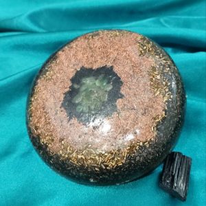 Podmetač za vodu sa aventurinom i većim procentom crnog turmalina, 13 cm