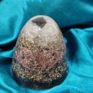 Svetlost, zaštita, stabilnost. Kupa sa oniksom i selenitom 8×8 cm